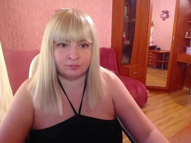 -MeowMeow- from BongaCams is Freechat