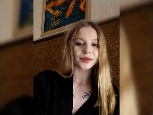 1biscuit1 from BongaCams