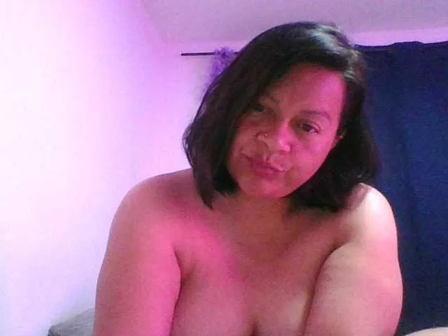 Adri007 from BongaCams