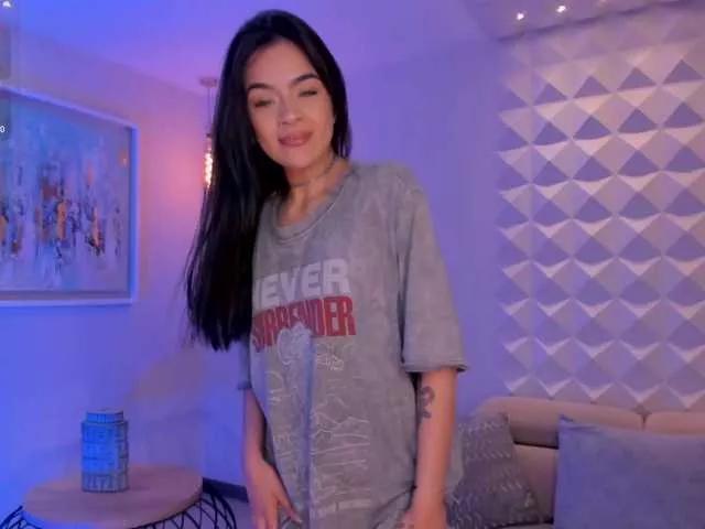 AlanaCraft from BongaCams