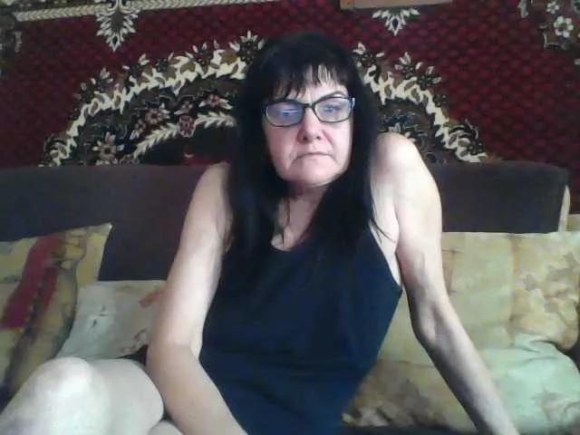 AlanaXDream from BongaCams