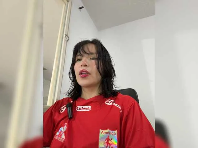 Aliciia23 from BongaCams is Freechat