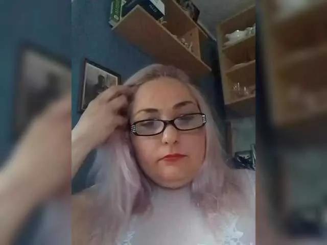 alinaalina44 from BongaCams is Freechat