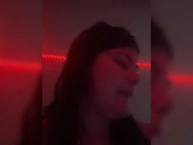 Alissha05 from BongaCams