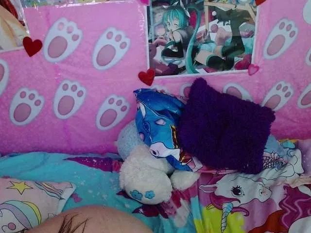 AlizeHentaiMeow from BongaCams