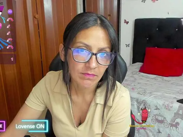 Alma-blue from BongaCams