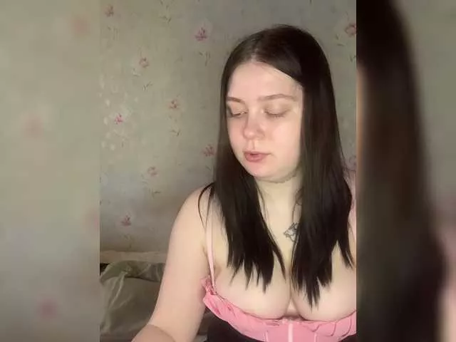 Alyavass1 from BongaCams