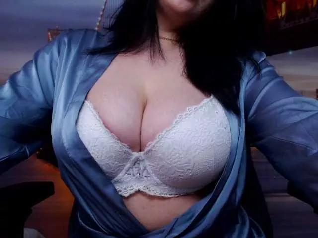 AmandaGreat from BongaCams