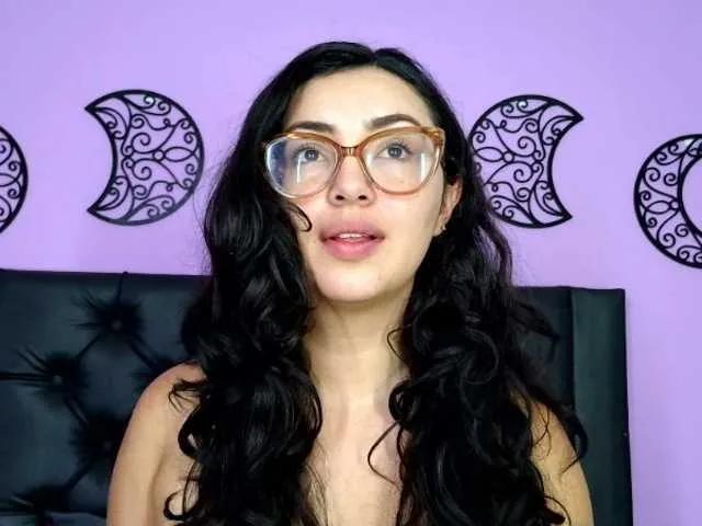 AmatistaMk from BongaCams