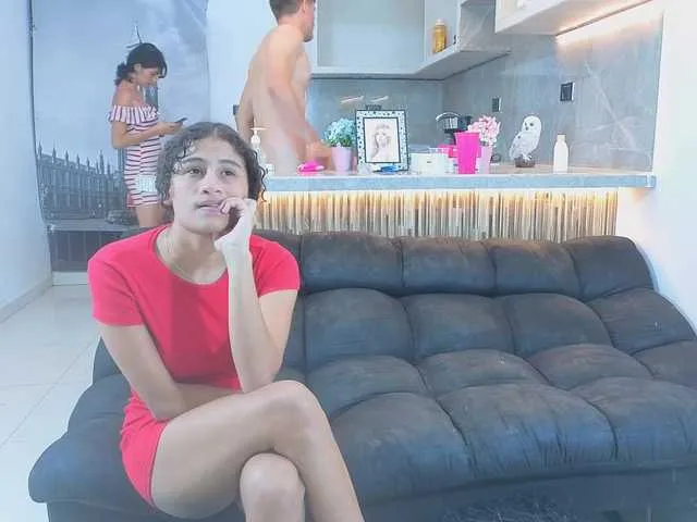 Girls: try live performances with matured performers, from dancing to quirks, in a variety of beautiful sex cams.