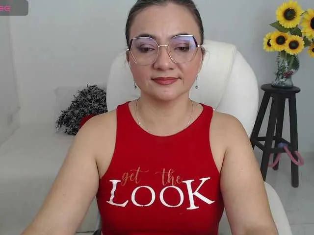 Ana-milf from BongaCams