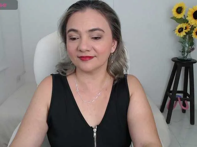 Ana-milf from BongaCams