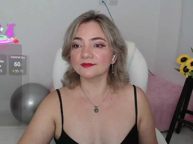 Ana-milf from BongaCams