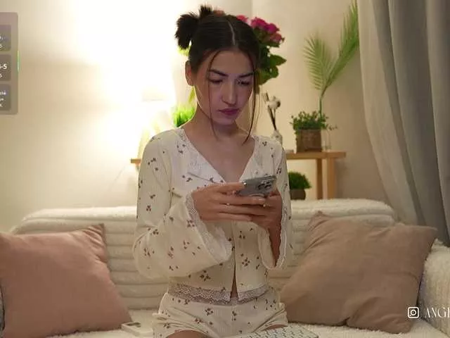 Anaikey from BongaCams