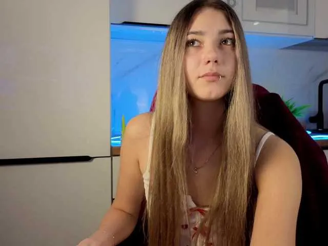 ange-linka from BongaCams