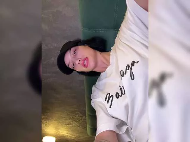 AnikaSex from BongaCams