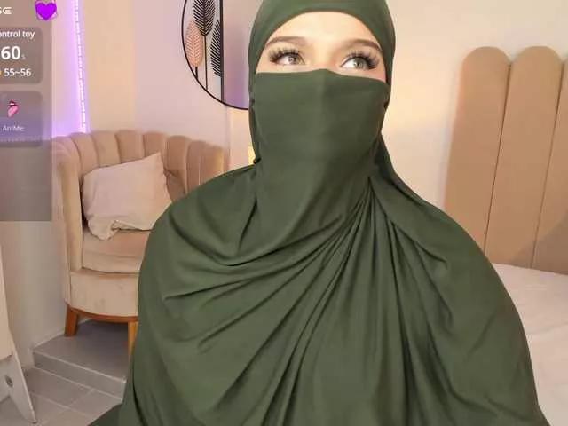 Anna-henao from BongaCams