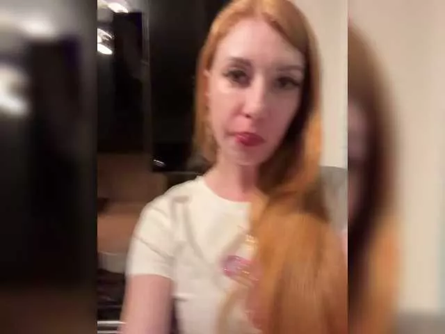 Anna181 from BongaCams