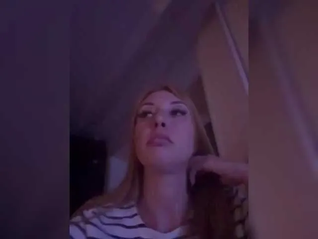 Anna181 from BongaCams