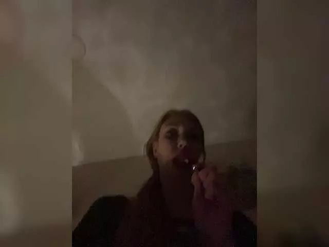 Anna181 from BongaCams