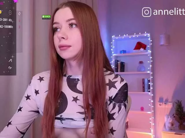 Annelitt from BongaCams