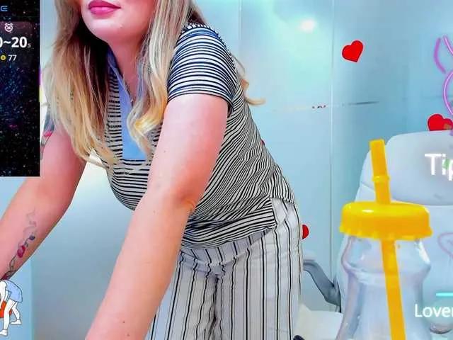 anyarosses from BongaCams is Freechat