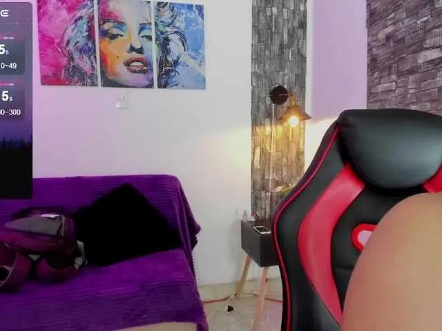 Girls: try live performances with matured performers, from dancing to quirks, in a variety of beautiful sex cams.