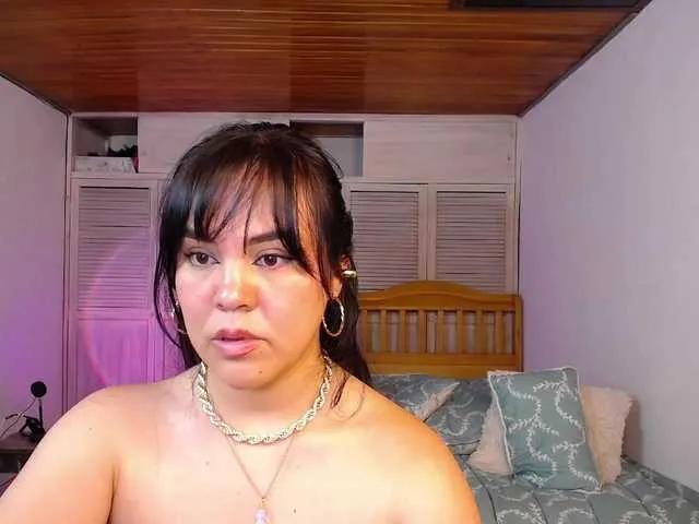 ArianeElisse from BongaCams is Freechat