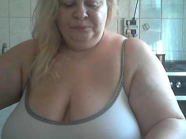 AriannaMilf from BongaCams is Freechat