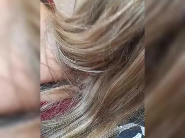 ARIHSA from BongaCams