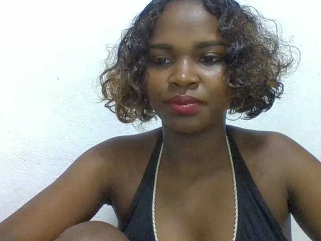 arline52 from BongaCams is Freechat