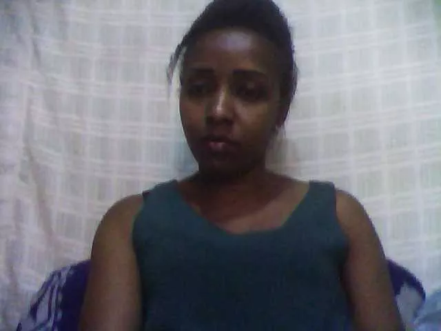 Asmonah from BongaCams