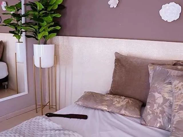 AylinMiller from BongaCams