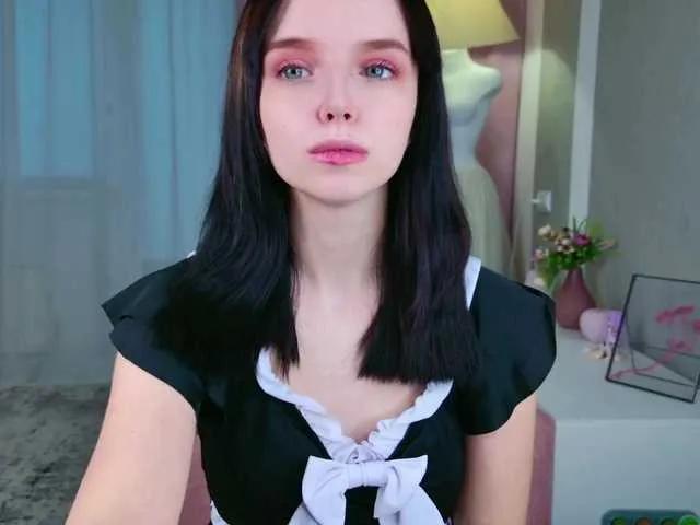 B4by-lol1 from BongaCams