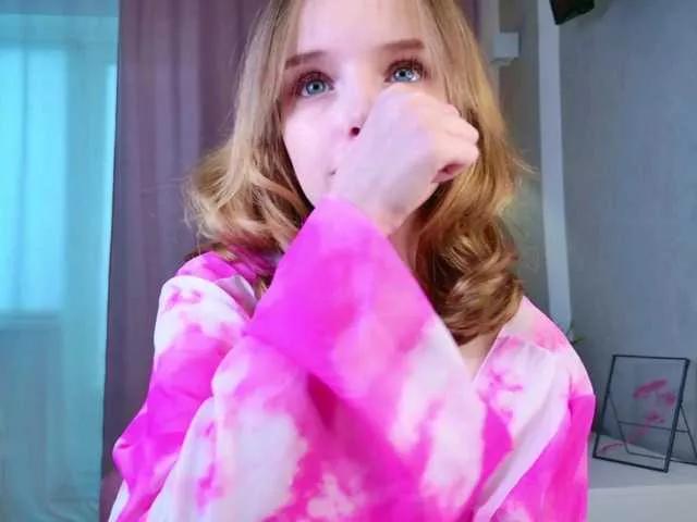 B4by-lol1 from BongaCams