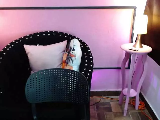 B4byMara from BongaCams