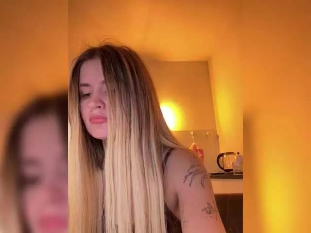 Babegirl from BongaCams