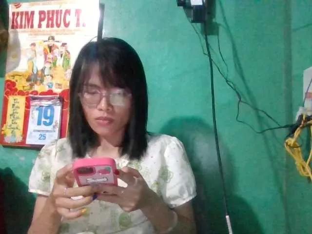 Baby-sexyass69 from BongaCams