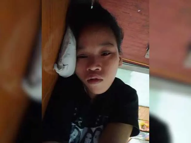 Babynhi90 from BongaCams