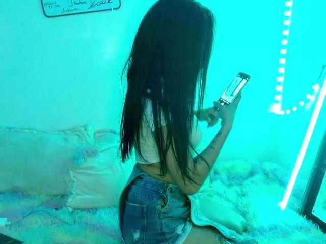 BabyQueen from BongaCams
