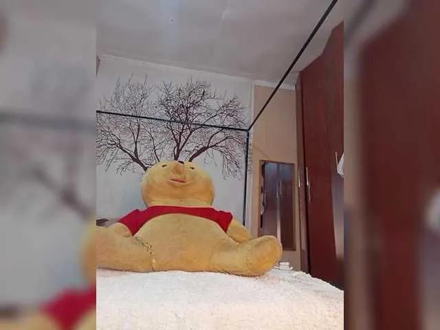 BEENCEE from BongaCams
