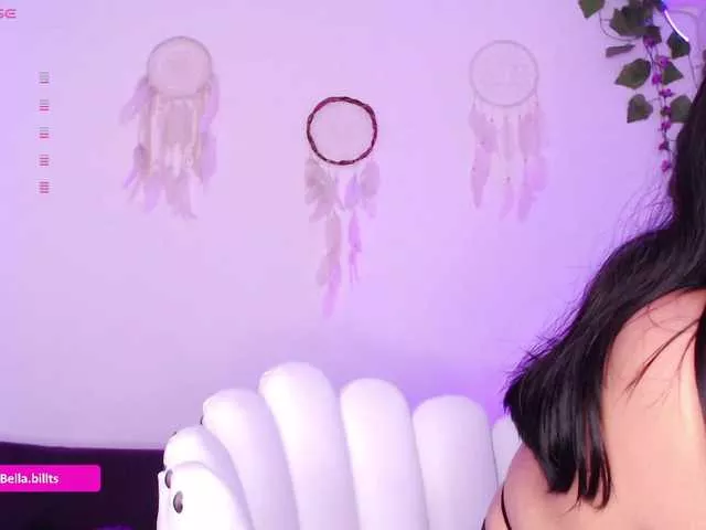 BellaBills from BongaCams