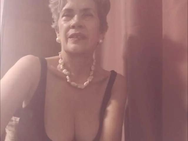 belleblondx from BongaCams is Freechat
