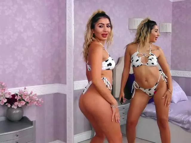 BelleHale on BongaCams 