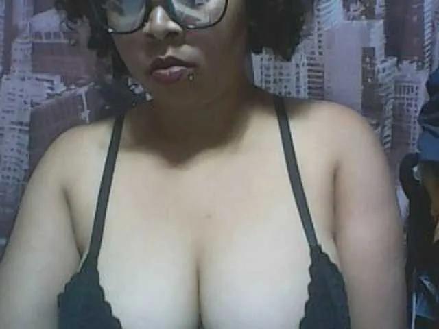 big-asssexy from BongaCams is Freechat