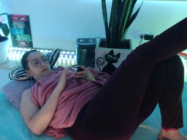 bomboncita288 from BongaCams