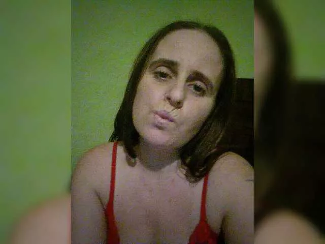 Brenda4pup from BongaCams