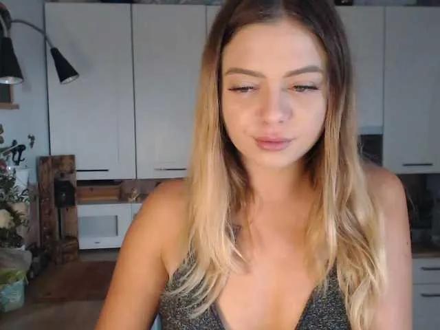 BuffyFire from BongaCams