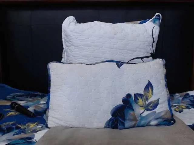 Busttyebony19 from BongaCams is Freechat