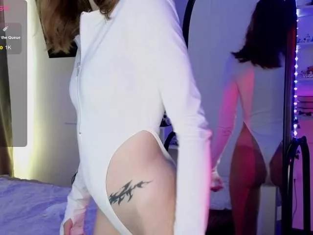 Girls: try live performances with matured performers, from dancing to quirks, in a variety of beautiful sex cams.